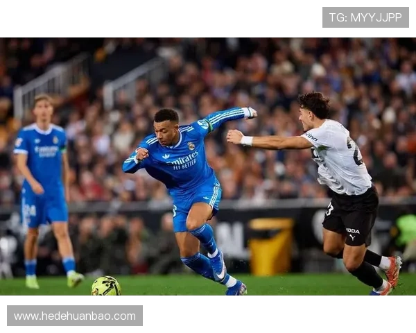 塞维利亚保级压力持续存在,球队赛季下半程稳定性面临考验 塞维利亚保级压力持续存在,球队赛季下半程稳定性面临考验